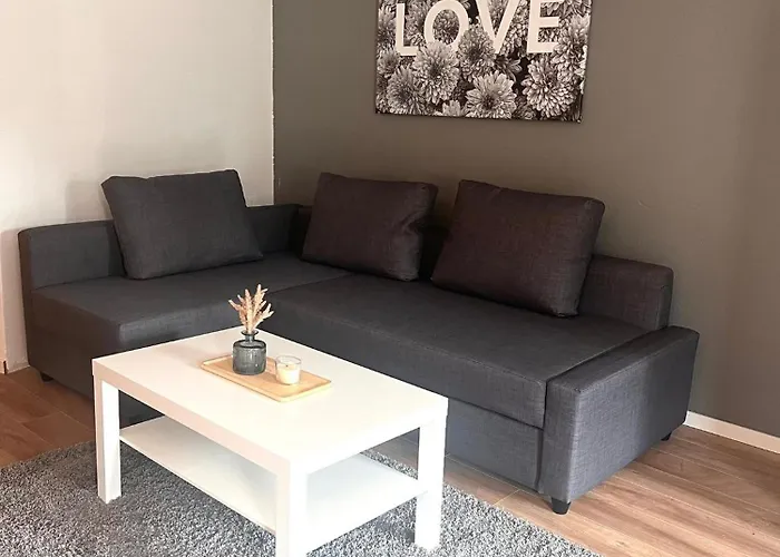 Sehr Schoenes Und Moebliertes Appartement Gummersbach