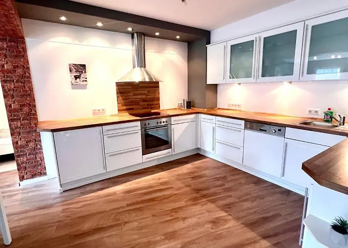 Sehr Schoenes Und Moebliertes Gummersbach